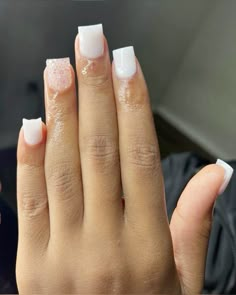 White Short Nails With Glitter, Short Square Acrylic Nails White Glitter, Short White Acrylic Nails With Gems, Finger Length Nails, Extra Short Nails Design, Cute Short Acrylic Nails Ideas Simple, Simple Nails With Stones, Short Cute Baddie Nails, Short Mini Acrylic Nails