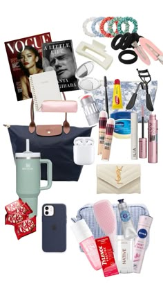 University Life Aesthetic, University Bag, Pack With Me, Travel Bag Essentials, Vogue Men