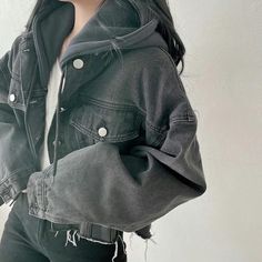 Jacket Crop, Korean Casual Outfits, Streetwear Clothes, Tomboy Outfits, Tomboy Style Outfits, Easy Trendy Outfits, Causual Outfits, Fashion Attire, Tomboy Fashion