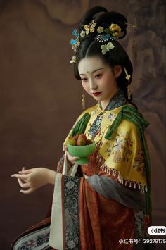 Chinese Art, Asian Beauty, Saree, China, Beauty