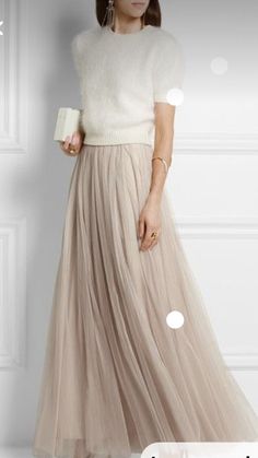 Winter Wedding Guest Outfit, Wedding Dress Winter, Winter Wedding Guest, Wedding Guest Outfit Winter, Rok Outfit, Aesthetic Hiking, Skirt Diy, Tulle Long Skirt, Spring Hiking