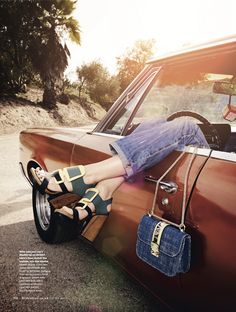 Red Magazine June Issue Red Magazine, Shoes Editorial, Shoes Fashion Photography, 70s Photos, Photography Bags, Street Style Bags, Fashion Photography Inspiration, Shooting Photo, Fashion Photoshoot