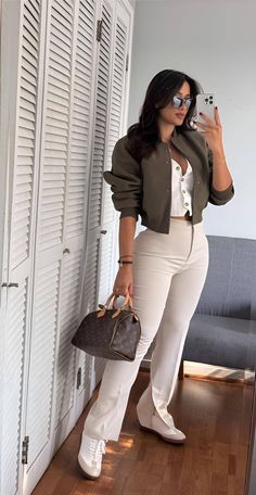 Stylish Work Outfits Fall, Fall Layered Outfits, Casual Outfits Blazer, Vacation Outfits Baddie, Outfit Classy Casual, College Going Out Outfits, Outfit Ideas Cold Weather, Effortless Chic Style, Smart Casual Work