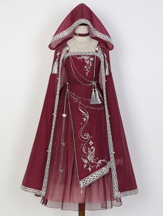 Mystery butterfly fairy cloak. Constract silver white lace trim, wine red cloak, decorated with a pair of butterfly charm chains.    	 		 			Size 			S 			M 			L 		 		 			Full Length 			110 			112 			114 Cape Set, Dress Cape, Mode Tips, Chique Outfits, Fantasy Dresses, Fantasy Gowns, Fairytale Dress, Fantasy Dress, Cape Dress