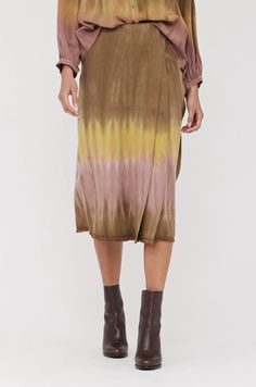 Suede Tencel Pansy Skirt Fashion Landscape, Raquel Allegra, Flowing Skirt, Urban Chic, Beaded Dress, D Ring, Pansies, Wrap Skirt, Easy Wear