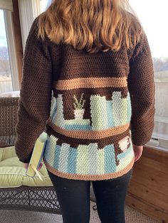 Bookshelf Cardigan pattern by Katie Kaufmann Spooky Season Crochet Patterns, Cute Simple Fall Crafts, Mandala Cake Yarn Crochet Patterns, Crochet Projects For Teachers, Crochet Gifts For Adults, Knitting Ideas Creative, Crochet Fall Clothes, Book Sleeve Crochet Pattern