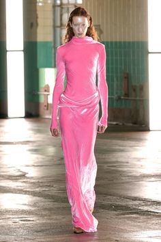 Pink Runway, Fashion East, Casual Attire For Women, Fall 2023 Ready To Wear, 2023 Ready To Wear, Womenswear Fashion, Fall 2023, Fashion Show Collection, Fashion Stylist