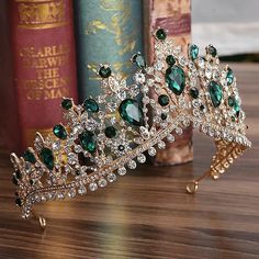 Emerald Green Quinceanera Theme, Green Quinceanera Theme, Quince Crown, Quinceanera Crown, Pageant Crowns, Wedding Hair Headband, Bride Crown, Crystal Bridal Tiaras, Quinceanera Themes