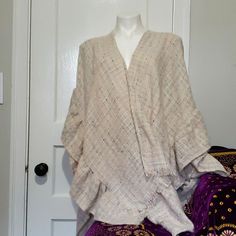 Nwt Beautiful Marcus Adler Ivory Ruffle Ruana Sweater Poncho, One Zise, I Categorized As M Because Will Fit To Most Of The Women. Materials: 100% Polyester. Home Free Of Smoking. Oversized Cream Cape For Fall, One Size Cream Cape For Fall, One Size Beige Cape For Fall, Cozy Shawl Poncho For Spring, Cream Cape For Fall, Cream Casual Poncho One Size, Casual Cream Poncho For Fall, One Size Cream Fall Cape, One Size Spring Outerwear In Beige