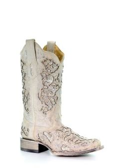 These Corral Women's White Glitter Inlay and Crystals Square Toe Boots are beautifully designed and perfect for a country wedding. For style, the women's fashion western boots are decorated with Swarovski crystals and have intricate glitter inlays that sparkle and shine. They're hand-lasted, hand-cut, and hand-finished by more than 90 artisans in ethical factories who guarantee a prolonged, useful life. Hand-lasted, hand-cut, and hand-finished by more than 90 artisans in ethical factories who gu Womens Square Toe Boots, Bride Boots, Square Toe Cowboy Boots, Cowgirl Wedding, Country Shoes, White Cowboy Boots, Leather Cowgirl Boots, Wedding Boots, Corral Boots