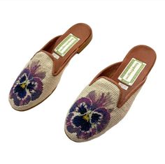 Never Worn, New Condition Wool Upper Size Xs, Roughly 6-6.5 Traditional Embroidered Closed Toe Mules, Traditional Embroidered Mules, Handwoven Slip-on Mules, Bohemian Embroidered Slip-on Sandals, Luxury Embroidered Slip-on Loafers, Mule Clogs, Mules Shoes, Clogs, Needlepoint