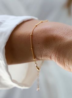 Petite ball chain bracelet 14kt gold filled chain/ Sterling silver Measures: 6.5"-7.5" adjustable SKU: B1062 Bracelet Aesthetic Gold, Gold Simple Bracelet, Ball Chain Bracelet, Bracelet Aesthetic, Gold Gallery, Gold Bracelet Simple, Bachelorette Party Dress, Red Silk Dress, Bracelet Elegant