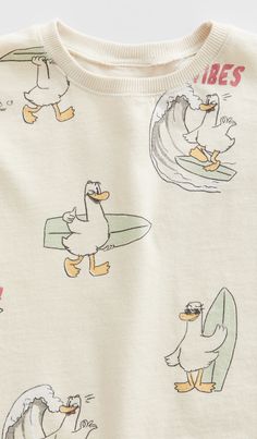 Duck T Shirt, Kids Graphics, Baby Painting, Batik Pattern, Boys Graphic Tee, Baby Trend, One Clothing, Girls Prints, Clothing Hacks