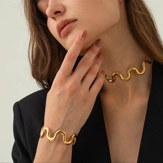 New Trendy Fashion Geometric Wave Bracelet Gold. Wave Bracelet, Gold Armband, Wave Pattern, New Wave, Charm Jewelry, Ring Set, Geometric Shapes, Ring Sets, Necklace Set