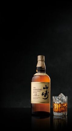 Suntory Whisky, Wine Photography, Good Whiskey, Alcohol Bottles, Single Malt Whisky, Malt Whisky, Bourbon Whiskey, Food Market