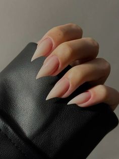 #BEAUTY, #RELATIONSHIPS #Fashion #Animals #Outfits #Winter Outfits #Animals Matte Nails Glossy Tip, Emo Stiletto Nails, Kitten Nails, Cat Claw Nails, Stiletto Acrylic Nails, Cruise Nails, Mens Nails, Sharp Nails, Claw Nails