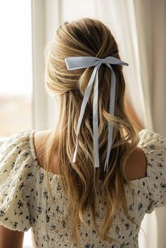 The Lottie will bring out your inner child. This bow is a stunning blue, perfect for a statement hairpiece. Featuring multiple ribbons for a flowy yet sophisticated look. School Hairstyles, Back To School Hairstyles, Bow Clip, Sleek Ponytail, Fish Tail Braid, Long Curly Hair, Satin Bow, Inner Child, Hairstyles For School