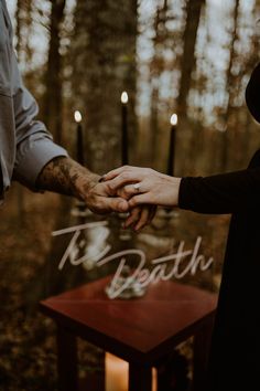 Spooky Fall Engagement Photos, Halloween Engagement Announcement, Engagement Photos Cemetery, Engagement Photos Gothic, Fall Engagement Photoshoot Outfits, Gothic Engagement Photos Ideas, Fairycore Engagement Photos, Engagement Photos Halloween, Witchy Wedding Photos