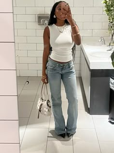 ig: itsbevee #kittenheels #lowrisejeans #outfitinspo #styleinspo #outfits #itsbevee Kitten Heels Jeans Outfit, Kitten Heels Outfit Black Women, Jeans With Kitten Heels, Kitten Heels Outfit Casual Summer, Jeans With Pointy Heels Outfits, How To Style Kitten Heels, Jeans And Pointy Heels Outfits, Kitten Heels Outfit Dress, Jeans And Kitten Heels Outfit