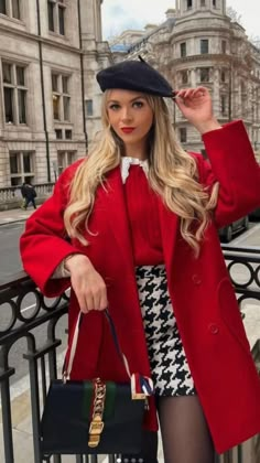 Baret Outfit, Stile Blair Waldorf, Classy Fall Outfits, Preppy Fall Outfits, Mode Editorials, Trendy Christmas Outfits, Winter Fashion Outfits Casual, Preppy Fall