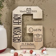 Engraved Birth Stats Sign (boy) Diy Personalized Baby Gifts, Basswood Crafts, Baby Boy Name Signs, Baby Gift Ideas Unique, Unique Cricut Projects Ideas, Laser Engraving Ideas Projects, Engraved Baby Gifts, Big Wooden Letters, Baby Stats Sign