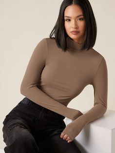 High Neck Solid Fitted Tee | EMERY ROSE Casual Sweaters Women, Shein Basics, Turtleneck T Shirt, Solid Color Sweater, Fitted Tee, Womens Turtleneck, Winter Tops, Long Sleeve Turtleneck, Casual Sweaters