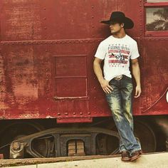 Just Chillin' Bonner Bolton, Odessa Texas, Professional Bull Riders, Handsome Cowboys, Bull Rider, Texas Cowboys, Western Work, Country Kids, Bull Riders