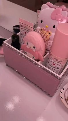 Hello Kitty Apartment, Room Hello Kitty, Hello Kitty Bedroom, Images Hello Kitty, Hello Kitty Rooms, Mushroom Jewelry, Pretty Pink Princess, Pink Lifestyle, Hello Kitty Accessories