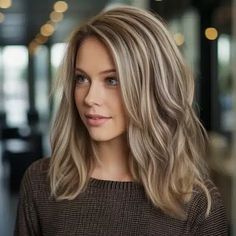 Dark Brown Hair with Chunky Ash Blonde Highlights and Lowlights Highlights On Dark Brown Hair, Blonde Highlights Ideas, Brown Hair With Blonde, Hair With Blonde Highlights, Highlights Ideas