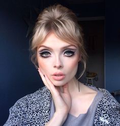 Gorgeous Makeup Looks, 60s Makeup, 70s Makeup, Hollywood Makeup, Retro Makeup, Vintage Makeup, Make Up Inspo, Highlighter Makeup, Editorial Makeup