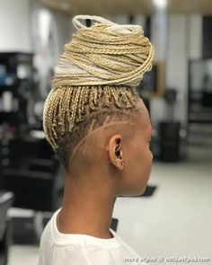 31 Box Braids With Shaved Sides For 2023 | ThriveNaija Micro Braids Hairstyles, Blonde Box Braids, Tapered Natural Hair