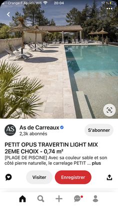 an image of a pool with the caption in french