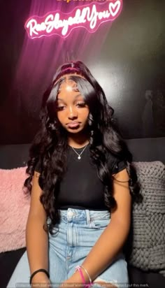 90s Hairstyles For Black Women Wig, Creative Wig Hairstyles For Black Women, Wig Hairstyles Ideas Black Women Claw Clip, Birthday Hairstyles For Black Women Pink, Wig Install Aesthetic, Hair Braid Designs, Braided Hairstyles For Teens