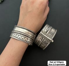 Indian Jewelry Silver, Personalized Silver Jewelry, Handmade Bangle Bracelets, Solid Silver Bracelets, Hippy Gifts, Cuff Jewelry, Handmade Bangles, Bangles Style, Great Gifts For Mom