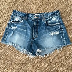 Questions? Leave A Comment Below! Vintage Denim Jeans, Denim Jean Shorts, Denim Color, Denim Jean, Vintage Denim, Jean Shorts, Denim Jeans, Color Blue, Women Jeans