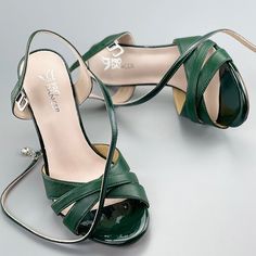 Women's Category:  Tango Shoes Style: Heels Color:Green Actual Heel Height:    (4inch/10cm) Upper Materials:  Real Leather 
 Outsole Materials: Real Leather Embellishment: Ankle Strap,Buckle 
   
 Size Guide: 
 
 
 
 Dance Shoes Size Conversion Chart 
 
 
 For your reference only 
 Foot Length 
 
 
 US 
 UK 
 EUR 
 AU 
 CN 
 inch 
 cm 
 
 
 4-4.5 
 2-2.5 
 34 
 4.5 
 33 
 8.46 
 21.5 
 
 
 5 
 3 
 35 
 5 
 34 
 8.66 
 22 
 
 
 5.5 
 3.5 
 35.5 
 5.5 
 35 
 8.86 
 22.5 
 
 
 6 
 4 
 36 
 6 
 36 Tango Shoes, Conversion Chart, Shoe Size Conversion, Tango, Real Leather, Ankle Strap, Fashion Shoes, Heel Height, Dance Shoes