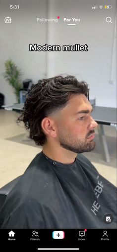 Mullet Hairstyle Mens Slick Back, Mens Haircut Long On Top Mullet, Hair Mullet Man, Mens Long Hair Fade, Modern Slick Back, Tapered Fade Mullet, Faded Mullet Haircut For Men, Baseball Hairstyles Men, Low Taper Long Hair Men