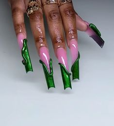 Bad Nails, Funky Nail Designs, Nail Candy, Crazy Nails, Nail Tattoo, Glam Nails, Unique Acrylic Nails