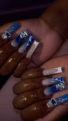 Nails For Christmas Blue, Navy Blue And White Nails Design, Dark Blue Nails With Silver, Royal Blue Birthday Nails, Blue Baddie Nails, Black And Blue Nail Ideas, Blue Nail Inspo Acrylic, Birthday Nails Blue, Silver And Blue Nails