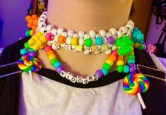 Kandi Choker, Rave Kandi Ideas, Bead Kandi, Kandi Inspiration, Kandi Necklace, Bracelets Kandi, Happy Jar, Kandi Beads