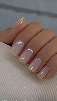 Neutral Chrome Nails Clean Nails, Chrome Nails, Nude Nails, Winter Nails, French Nails, Simple Nails, Short Nails, Spring Nails, Nail Inspo