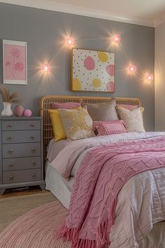 grey and pink bedroom, bedroom ideas, bedroom decor, bedroom inspiration, girly home decor, feminine bedroom, girly bedroom Grey And Pink Bedroom Decor, Pink And Grey Bedroom Decor, Grey And Pink Bedroom, Pink And Grey Bedroom, Girls Bedroom Grey, Fall Bedroom Ideas, Grey Bedroom Decor, Pink Bedroom Decor, Cozy Fall Bedroom