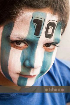 Maquillaje Argentina Argentina Face Paint, Argentina Makeup, Fan Face Paint, Flag Face, Argentina Flag, Painting Tattoo