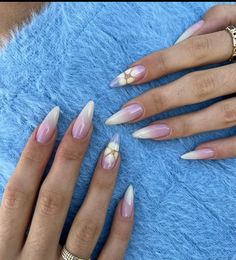 Stiletto Nails Spring, Vacation Almond Nails, Nail Forms, Nail Swag, Gradient Nails, Yellow Nails