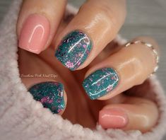 Fun Nails Dip Powder, Simple Nail Dip Designs, Beach Dipped Nails, Cute Powder Dip Nails, Fun Dip Nail Designs, Spring Nails 2024 Trends Dip Powder, Vacation Nails Dip, Dip Powder Nail Inspiration, End Of Summer Dip Nails