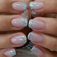 Light Colored Nails, Colored Nail Tips, Glitter Tip Nails, Nagel Design, Glitter Gradient, Gradient Nails, Get Nails, Dipped Nails