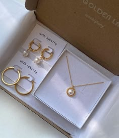 Cute Jewellery Packaging, Aesthetic Packaging Ideas For Jewelry, Jewelry Accessories Packaging Ideas, Aesthetic Jewellery Packaging, Jewellery Page Name Ideas For Instagram, Accessory Packaging Ideas, Packaging Design For Jewelry, Sustainable Jewelry Packaging, Aesthetic Jewelry Packaging