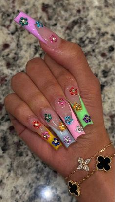 Nails 2023 Trends Tapered Square, Bougie Birthday Nails, Early 2000 Acrylic Nails, New Nail Ideas 2023, Cute Summer Nails Black Women, Super Extra Nails, Garden Nails Acrylic, 2000s Nails Acrylic Black Women, Freestyle Nail Sets