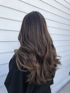 Long Brunette, Brunette Balayage Hair, Brown Hair Balayage, Balayage Brunette, Brown Blonde Hair, Ombre Hair Color, Hair Color Balayage, Long Wigs, Light Brown Hair