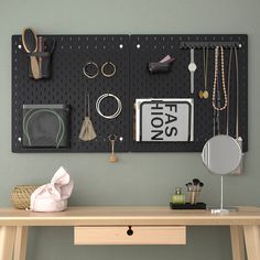 SKÅDIS magazine holder, black, Depth: 4 ". Create a better organization of your things by adding SKÅDIS accessories to your SKÅDIS pegboard. A great solution to fit your needs and to keep your favorite things close at hand. Steel. Home Office Ideas For Men Tech, Ikea Skadis Pegboard Black, Pegboard Organization Office, Office Wall Organization Above Desk, Office Pegboard Ideas, Small Home Office For Men, Dorm Room Decor For Guys, Small Office Ideas For Men, Pegboard Ideas Aesthetic